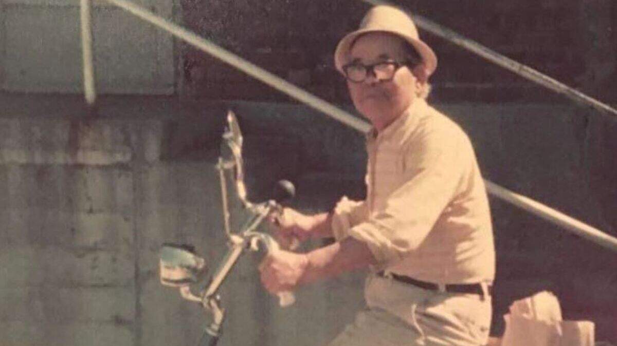 Noburu “Peanuts” Fukuda, a retired railroad worker, was best remembered for giving peanuts or full-sized candy bars to Pasco children from the seat of his tricycle. His kind spirit lifted generations of Pasco residents. A statue in his image is being planned for Peanuts Park downtown. Noburu “Peanuts” Fukuda, a retired railroad worker, was best remembered for giving peanuts or full-sized candy bars to Pasco children from the seat of his tricycle. His kind spirit lifted generations of Pasco residents. A statue in his image is being planned for Peanuts Park downtown.